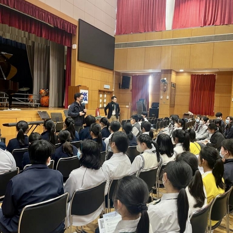 da614433-e812-4e1f-858b-4acf16cba529