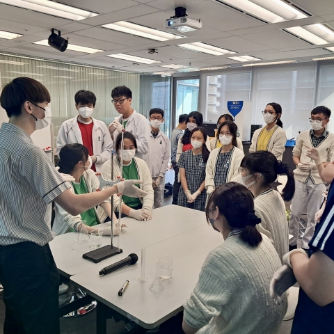 bcc37757-6378-4934-a810-ea7cd9860889