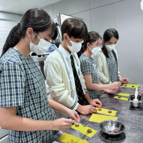 685378f1-7b84-486d-a7dc-dd8579773ef3