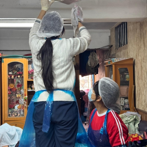 Cleaning Elderly People’s Homes