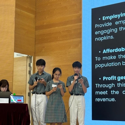 1b7418a5-0409-49a5-a729-6fbd9b8472a3