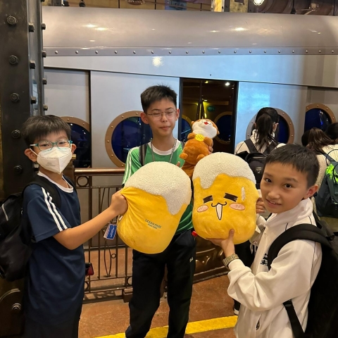 dd1142af-5434-43fb-aced-f53cfc3a50af